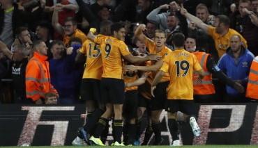 Wolverhampton Manchester United