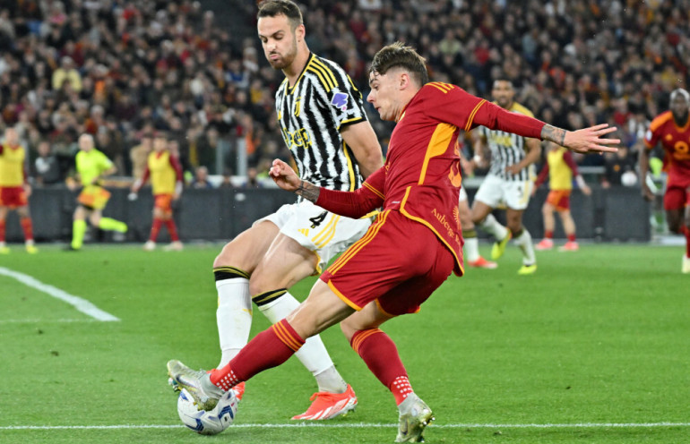 zalewski roma juve