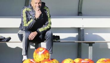 Zizou ciepło przyjęty na treningu