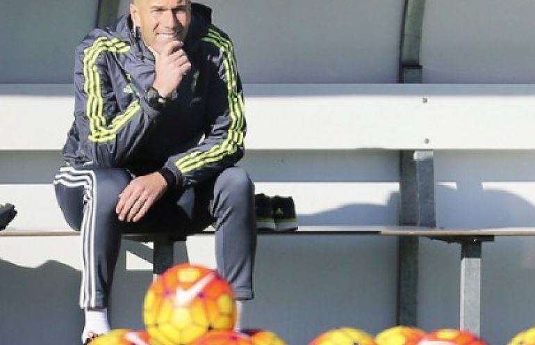Zizou ciepło przyjęty na treningu